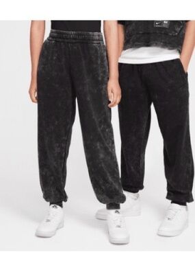 Nike Washed Black Joggers | Vintage Fade Sweatpants | kidsXL